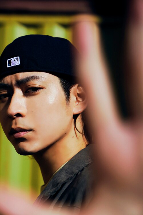 横山涼ファースト写真集「りょう」より。