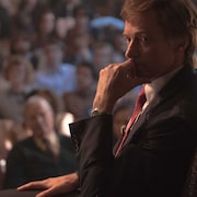 ヒュー・ジャックマンが政治を一変させた報道語る「フロントランナー」特別映像