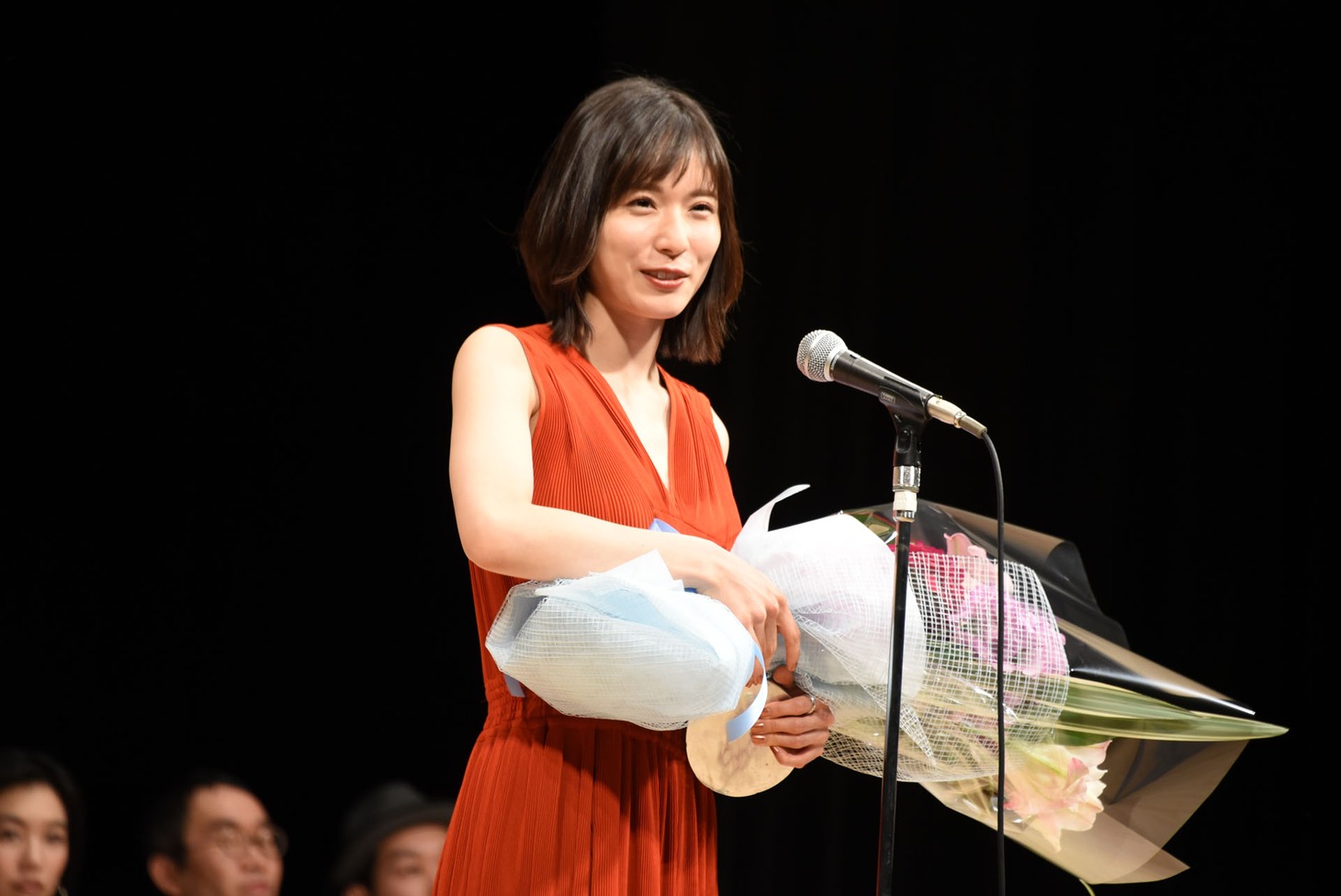松岡茉優