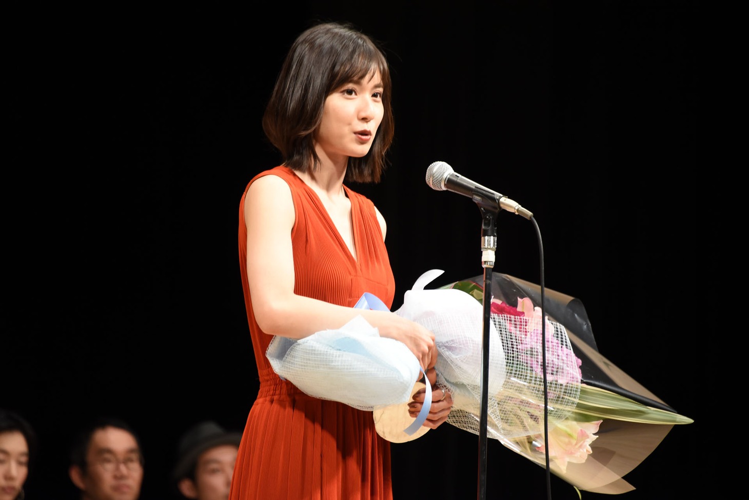松岡茉優