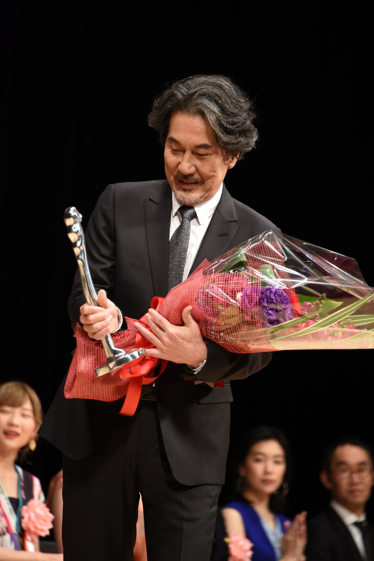 役所広司