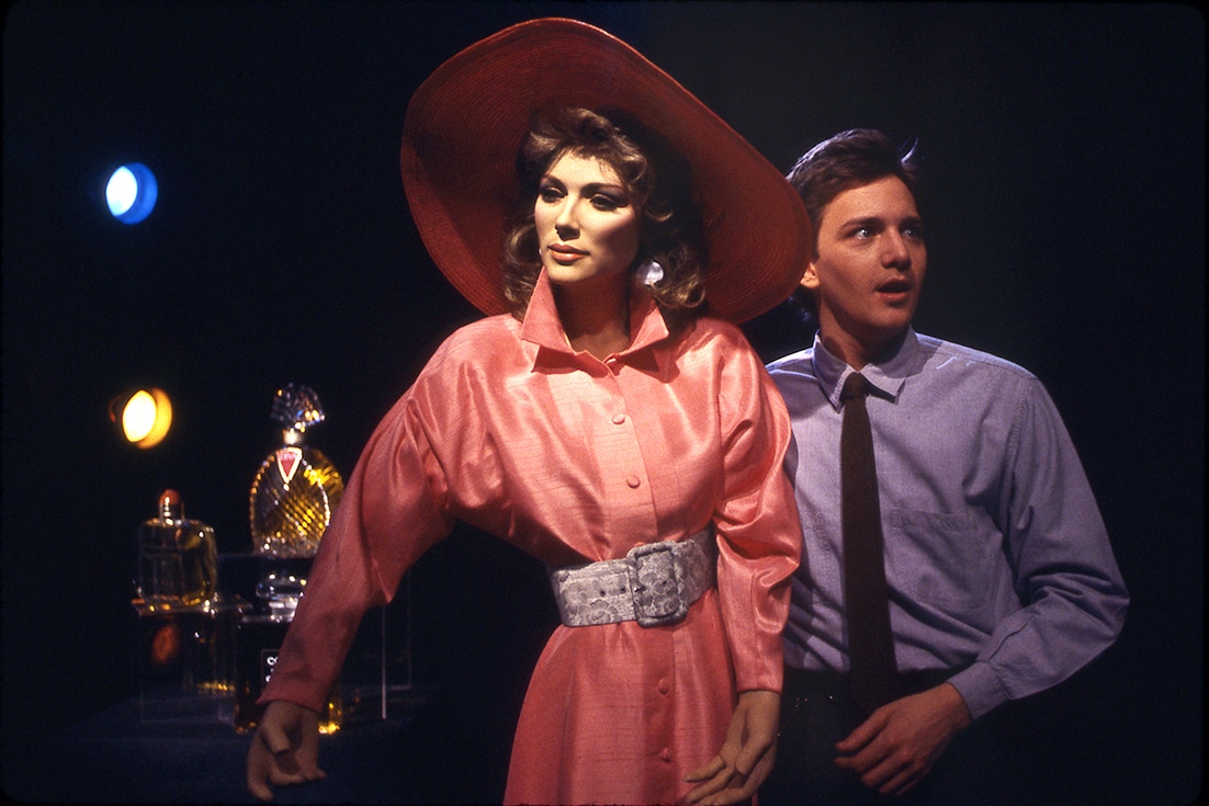 彫刻家志望の青年とマネキンに転生した女性の恋描く「マネキン」初BD化