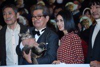 「ねことじいちゃん」完成披露の様子。