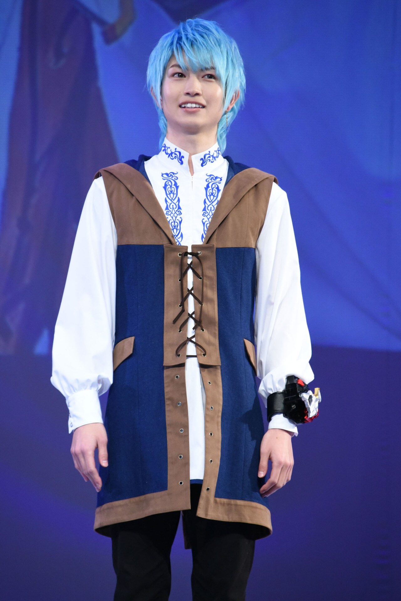 綱啓永 - 「騎士竜戦隊リュウソウジャー」会見、主演・一ノ瀬颯「普通