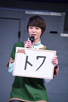 「守りたいものは？」という質問に答える小原唯和。