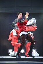 エンディングダンスを踊る一ノ瀬颯。