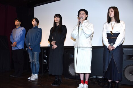 「シスターフッド」完成披露上映会の様子。