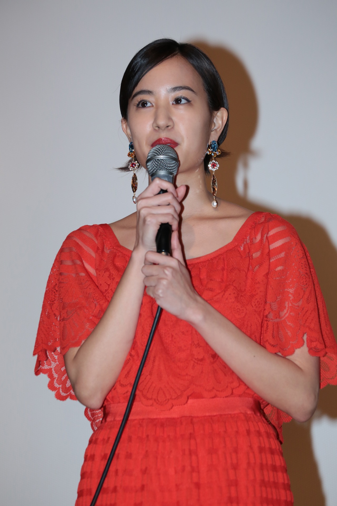 石橋静河