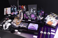 ディズニーヴィランズのグッズの一部。