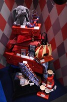 「ダンボ」のグッズの一部。