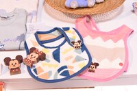 ミッキーマウスとミニーマウスのスタイ。