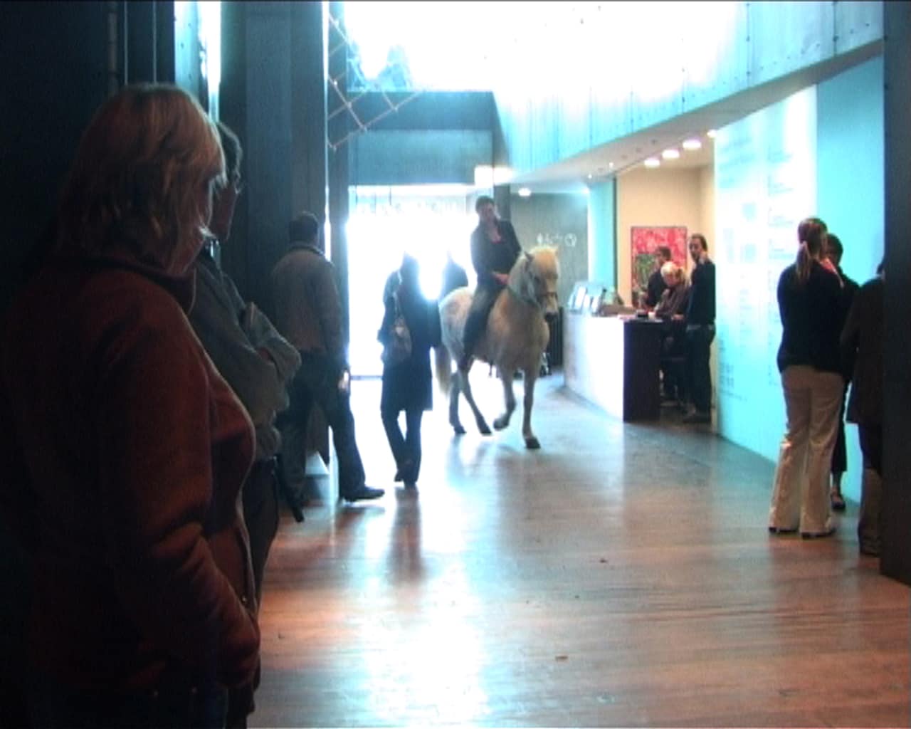 ジョナス・メカスの“日記映画”2作を東京と京都で上映、写真展も開催