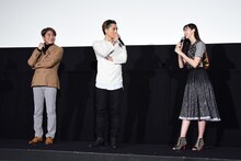 左から橋本光二郎、登坂広臣、中条あやみ。