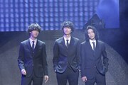 左から遠藤史也、清原翔、こだまたいち。