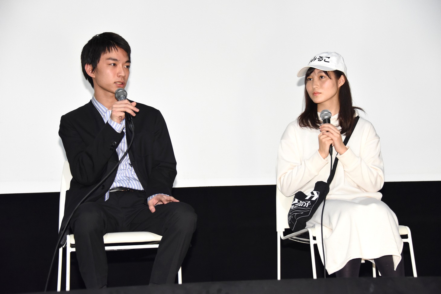 左から須藤蓮、松本花奈。