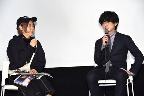 左からふくだももこ、木口健太。