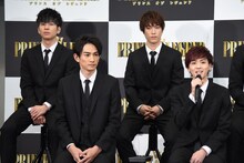 左から長谷川慎、町田啓太、藤原樹、吉野北人。