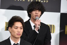 遠藤史也（奥）