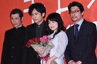 「半世界」先行上映会の様子。