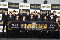 映画「PRINCE OF LEGEND」完成報告記者会見の様子。
