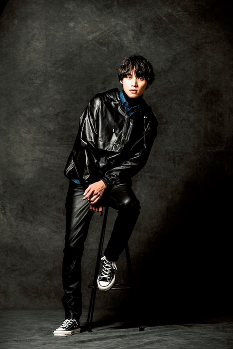 「福士蒼汰カレンダー 2019.04-2020.03」イメージカット（東京ニュース通信社刊）