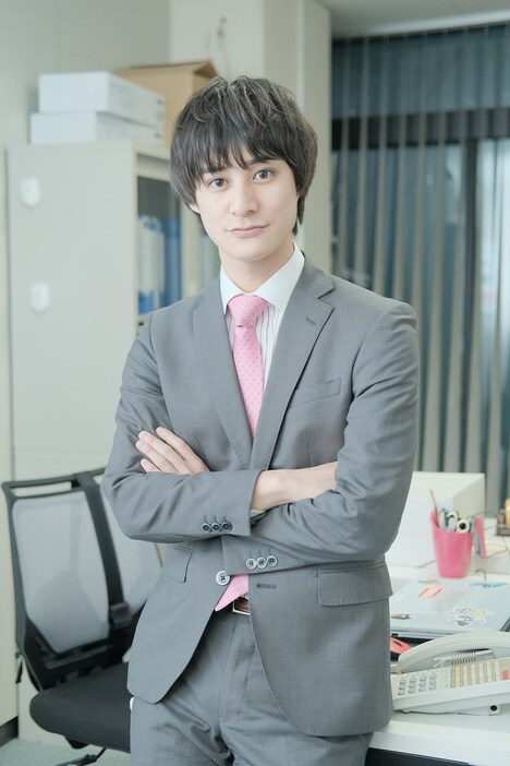 高崎翔太演じる桶狭間秀人。