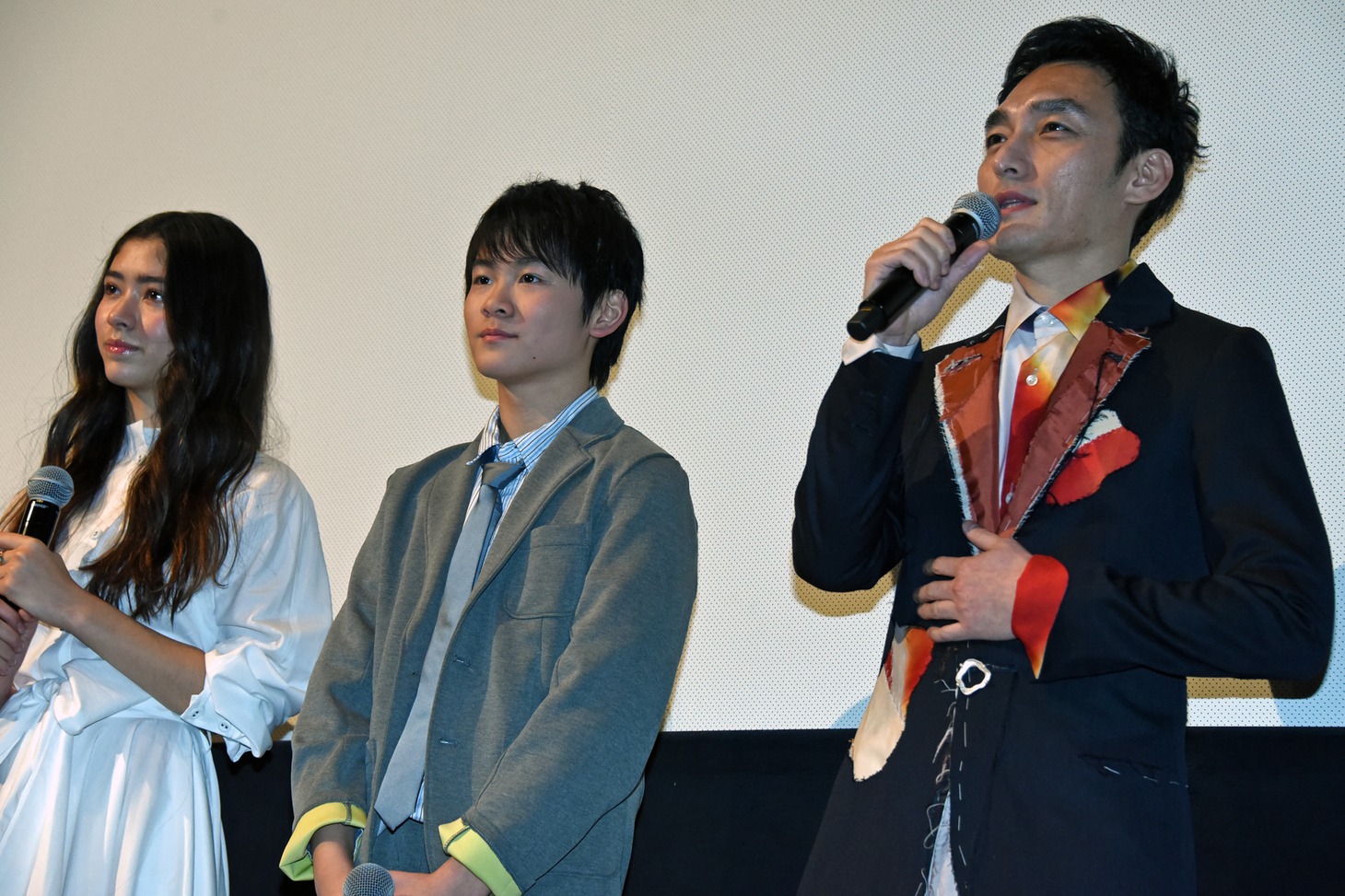 「まく子」完成披露上映会の様子。