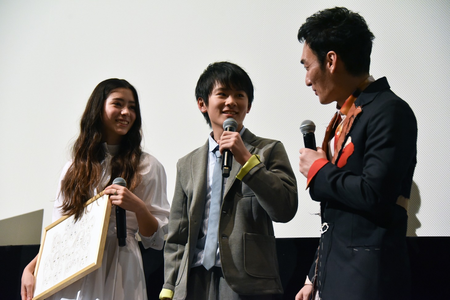 「まく子」完成披露上映会の様子。
