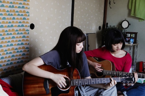 「さよならくちびる」