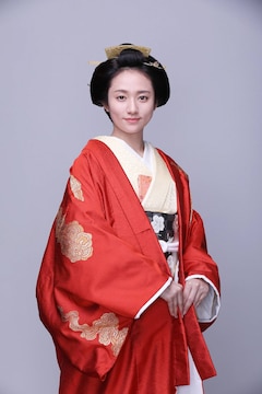 大奥 最終章 で小池栄子と鈴木保奈美がバトル 浜辺美波と岸井ゆきのも参加 コメントあり 映画ナタリー