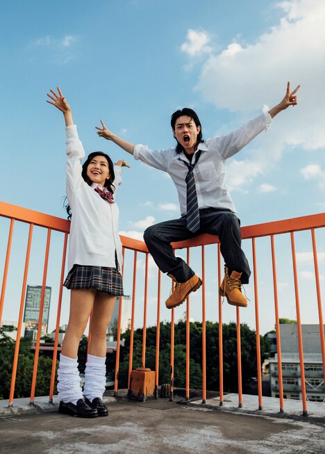 「誰かと作った何かをきっかけに創ったモノを見ていた者が繕った何かはいつの日か愛するものが造った何かのようだった。」より。