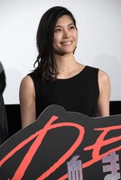 サプライズ登壇した佐野いずみ。