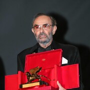 「雨に唄えば」「パリの恋人」の監督スタンリー・ドーネンが94歳で死去