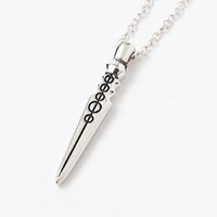 ランサーモデルのネックレス。