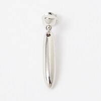 ランサーモデルのピアス。