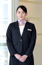 早見あかり演じる真島愛。