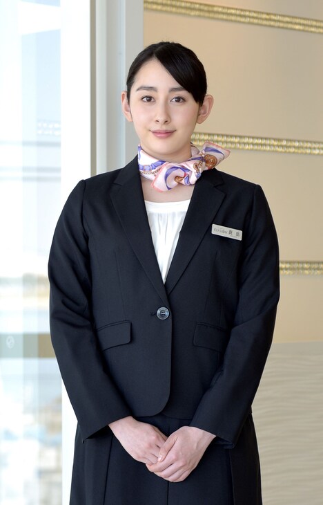 早見あかり演じる真島愛。