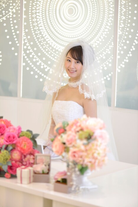 松井玲奈演じる北澤茉莉。