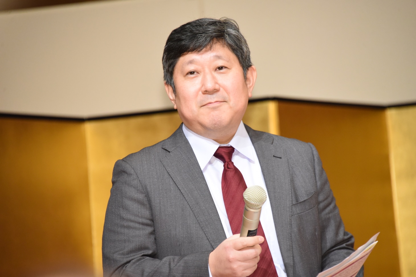 土屋勝裕