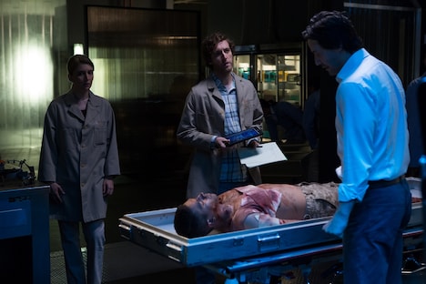 「レプリカズ」新場面写真