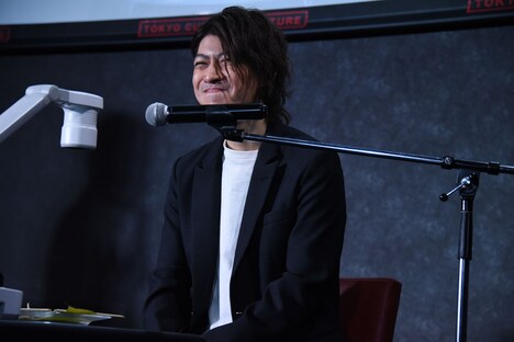 罰ゲームでネギとマヨネーズを食した横山涼。