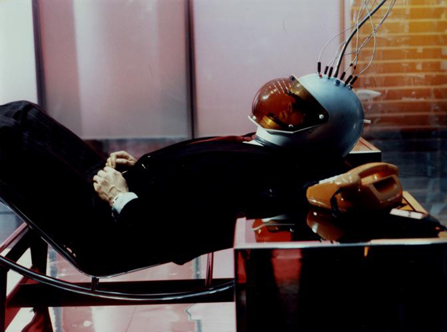 「あやつり糸の世界」 (c) 1973 WDR (c) 2010 Rainer Werner Fassbinder Foundation der restaurierten Fassung