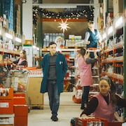 「希望の灯り」に沖田修一らがコメント「深夜の雰囲気がまるごと映画になったよう」