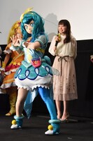 名乗りに合わせてポーズを取るキュアミルキー。