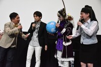 「映画プリキュアミラクルユニバース」完成披露舞台挨拶の様子。