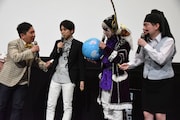 「映画プリキュアミラクルユニバース」完成披露舞台挨拶の様子。