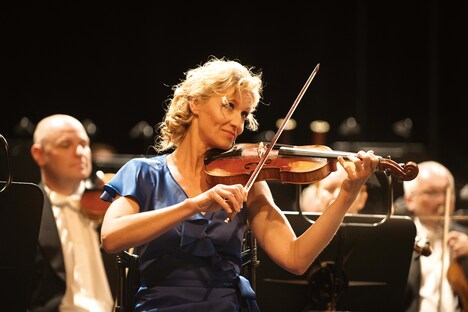 「パリ、嘘つきな恋」