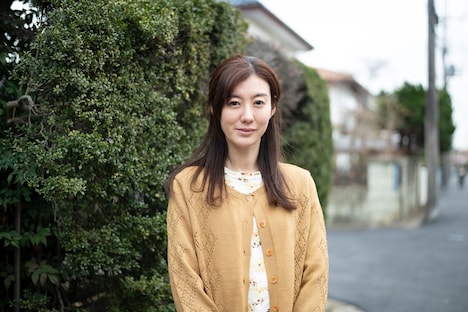 ともさかりえ演じる田所サエコ。