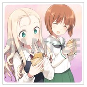 第1週入場特典の島田フミカネ描き下ろしミニ色紙。