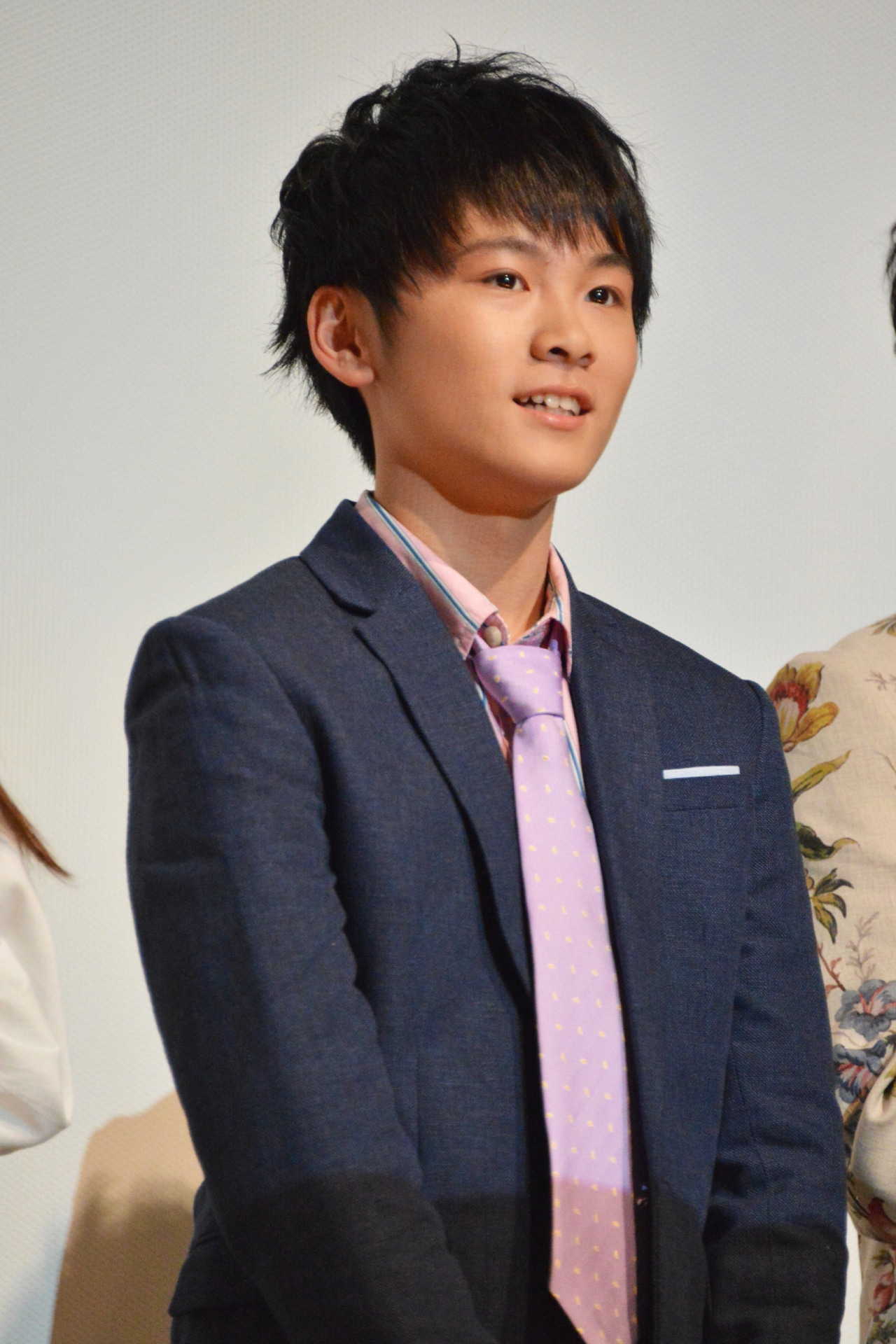 山崎光